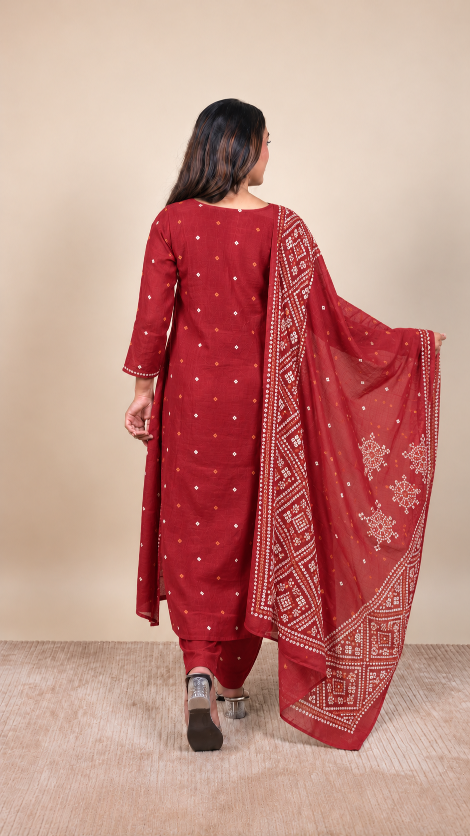 Maroon Bandhani Elegance – Embroidered Kurta Set with Dupatta