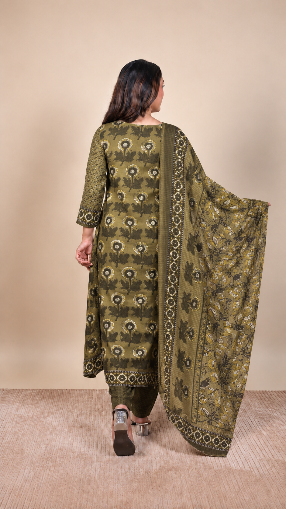 Aaranya Olive Bloom Printed Suit Set