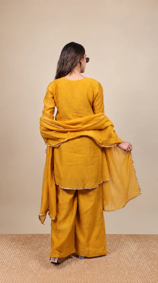 Kanak – Pink Zari Embroidered Suit by Gold Lady - Detail View