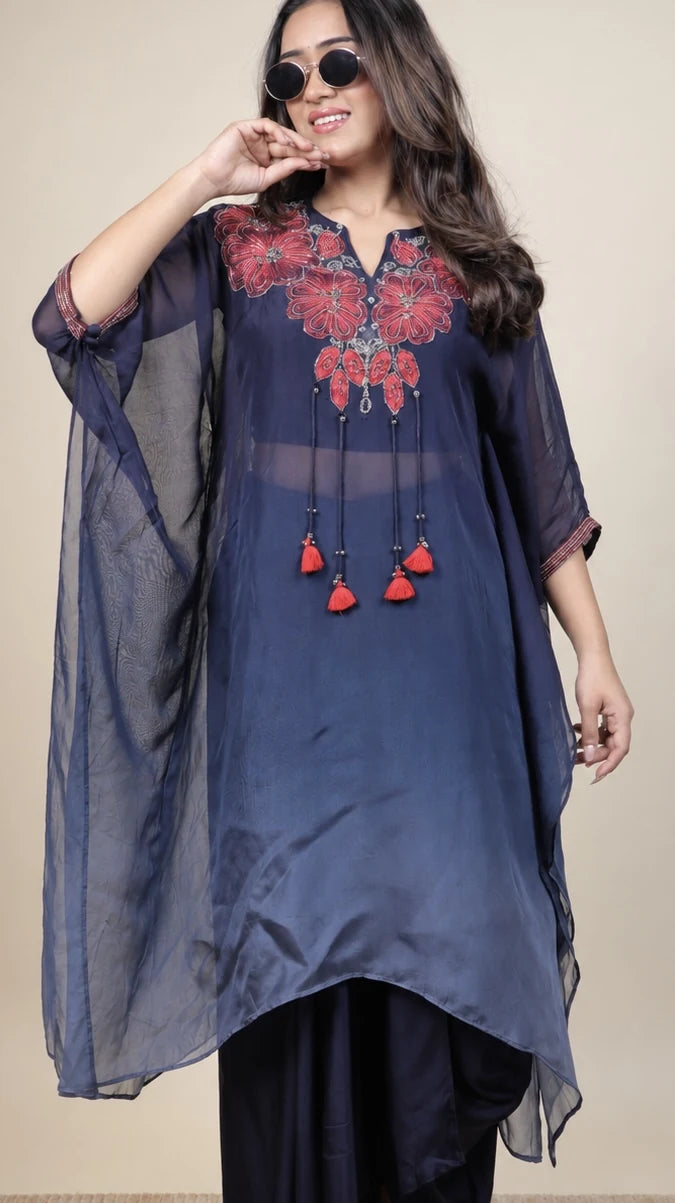 Neel Raat – Embroidered Navy Kurta Set by Gold Lady - Detail View