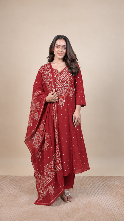 Maroon Bandhani Elegance – Embroidered Kurta Set with Dupatta