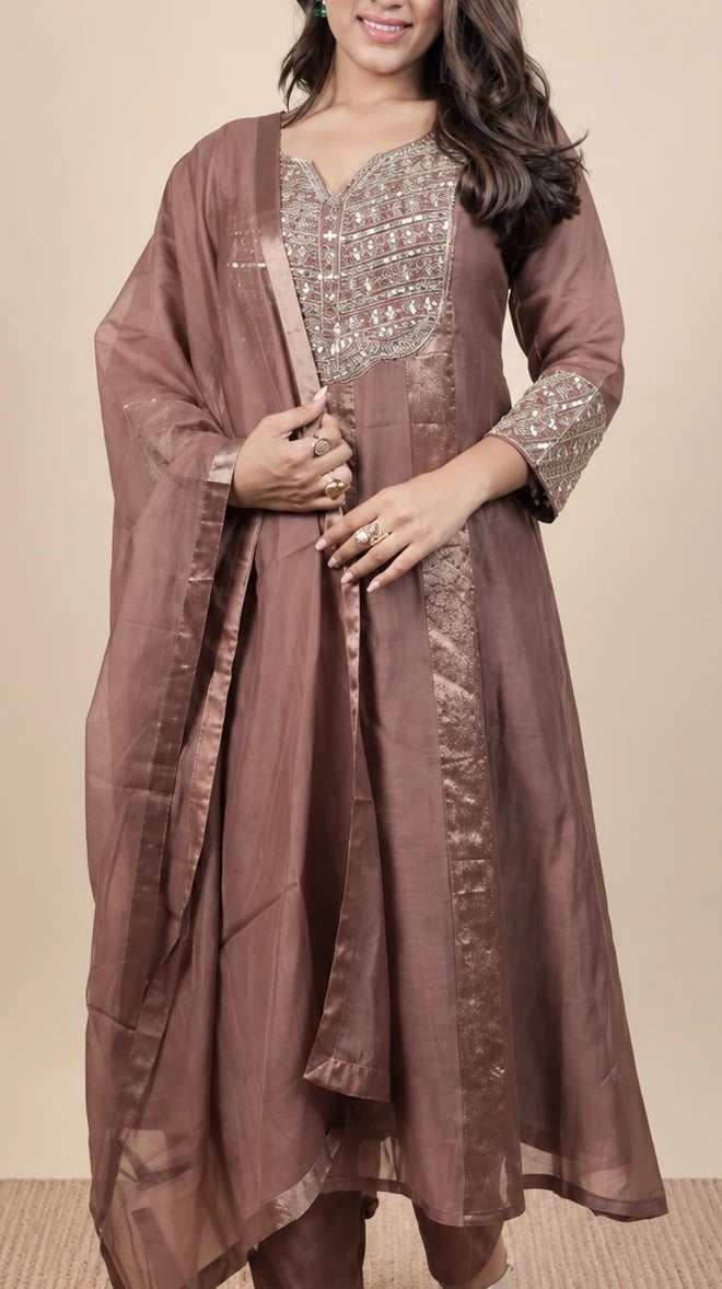 Ayesha – Chanderi Zari Work Suit by Gold Lady - Full Look
