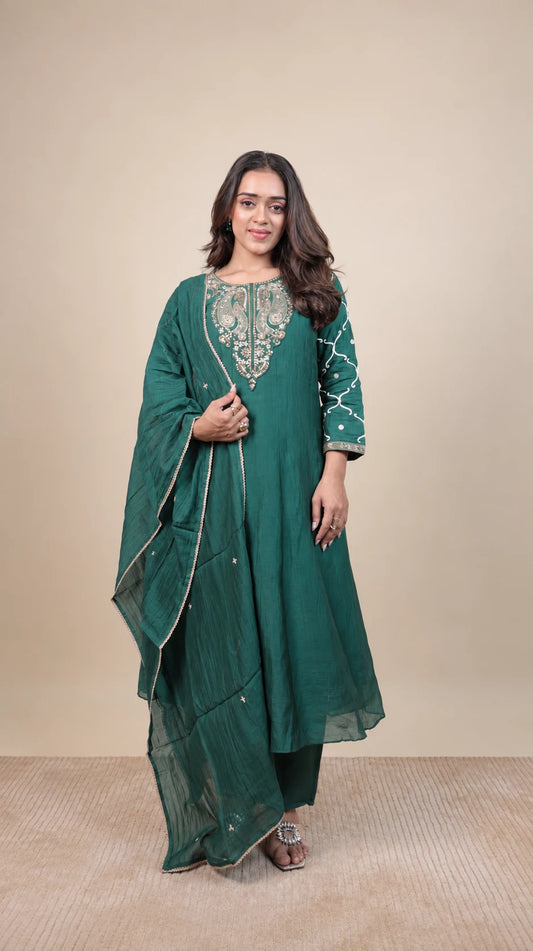 Hariyali Noor – Emerald Embroidered Anarkali Set by Gold Lady - Side View