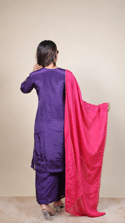 Purple Embroidered Kurta Set with Pink Dupatta by Gold Lady - Detail View